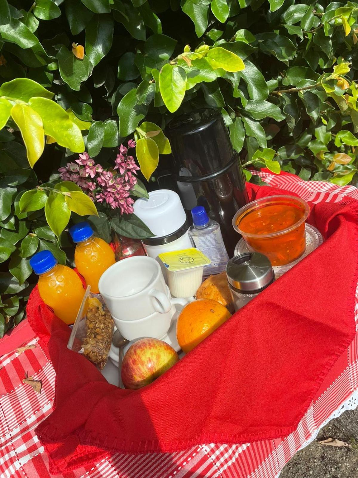 Pouzada Bom Clima - Servimos Cestas De Cafe Da Manha - Melhor Custo Beneficio Em Gravata Eksteriør billede