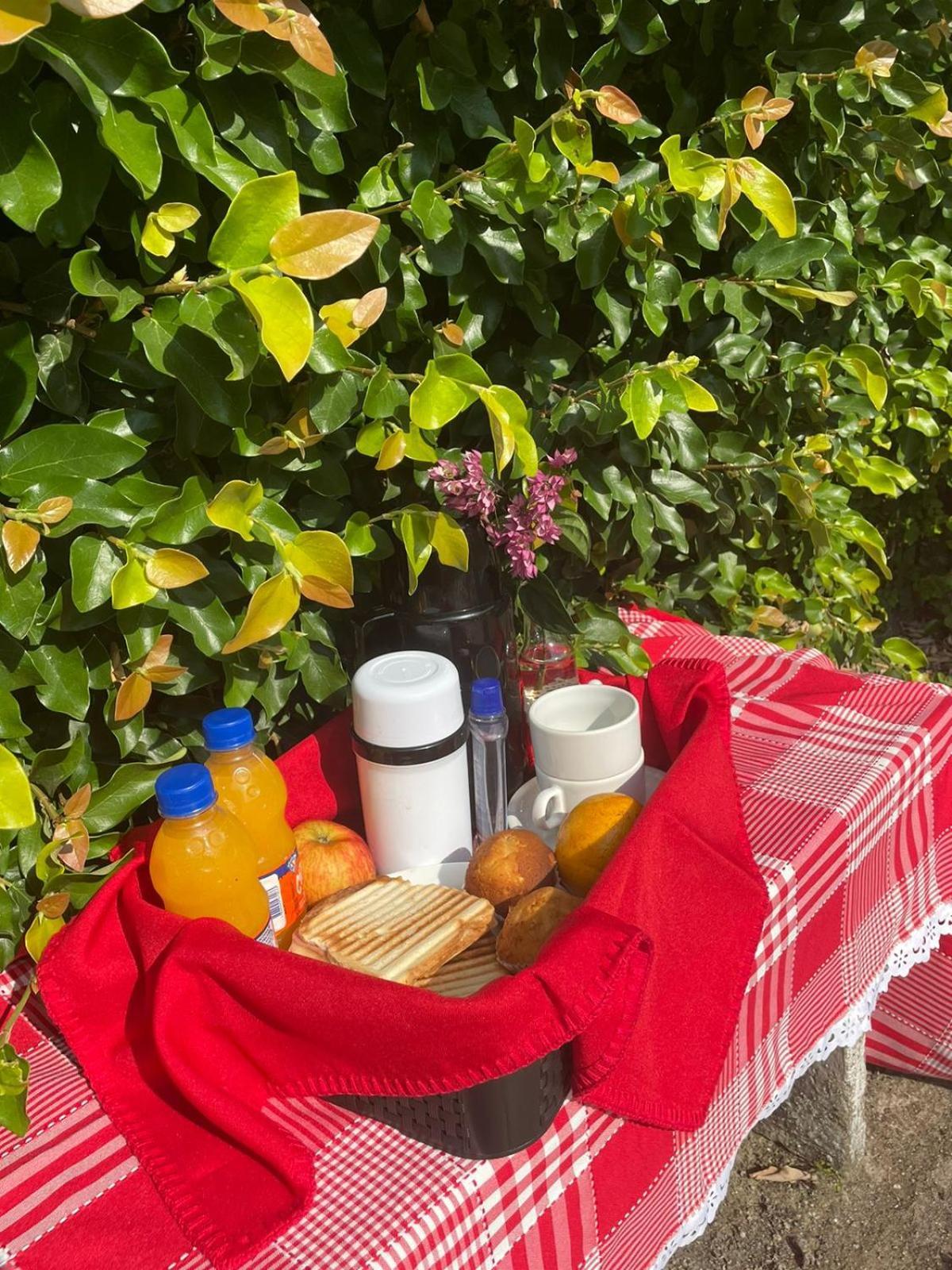 Pouzada Bom Clima - Servimos Cestas De Cafe Da Manha - Melhor Custo Beneficio Em Gravata Eksteriør billede