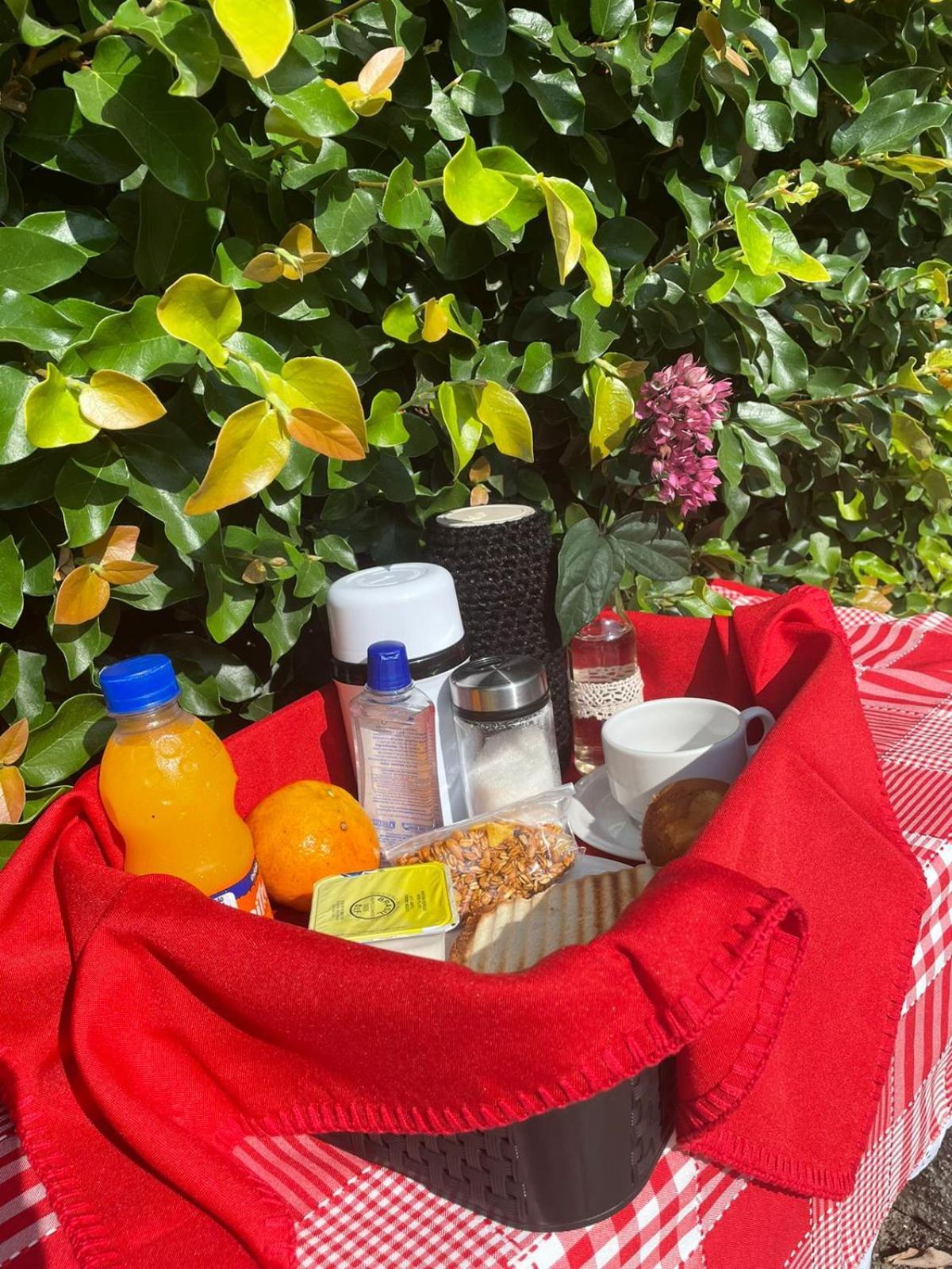 Pouzada Bom Clima - Servimos Cestas De Cafe Da Manha - Melhor Custo Beneficio Em Gravata Eksteriør billede